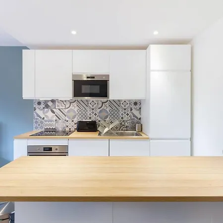 2 Terrasse Parking Centre Gare *